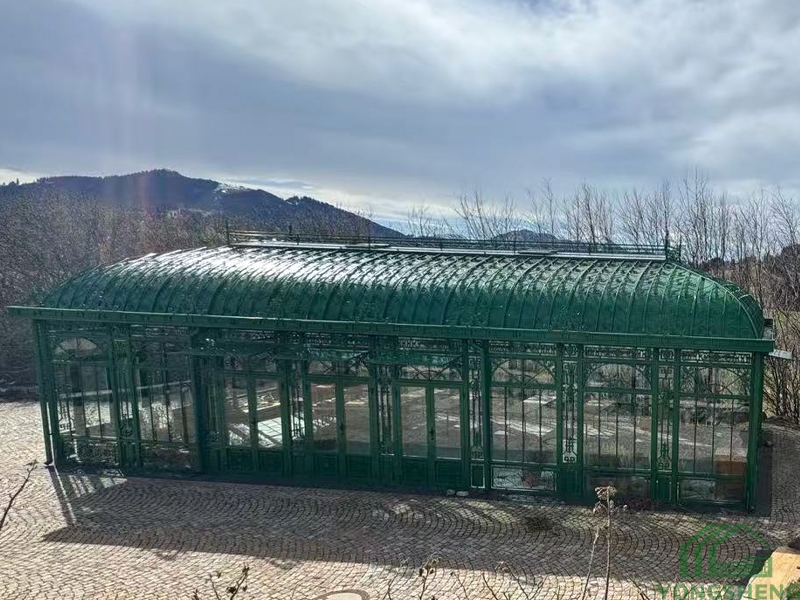 Victorian style hot-dip galvanized glass greenhouse